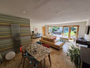 Photo 30- click for photo gallery